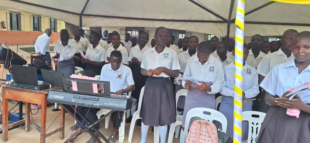 ycs singing during the visit of bp sabino
